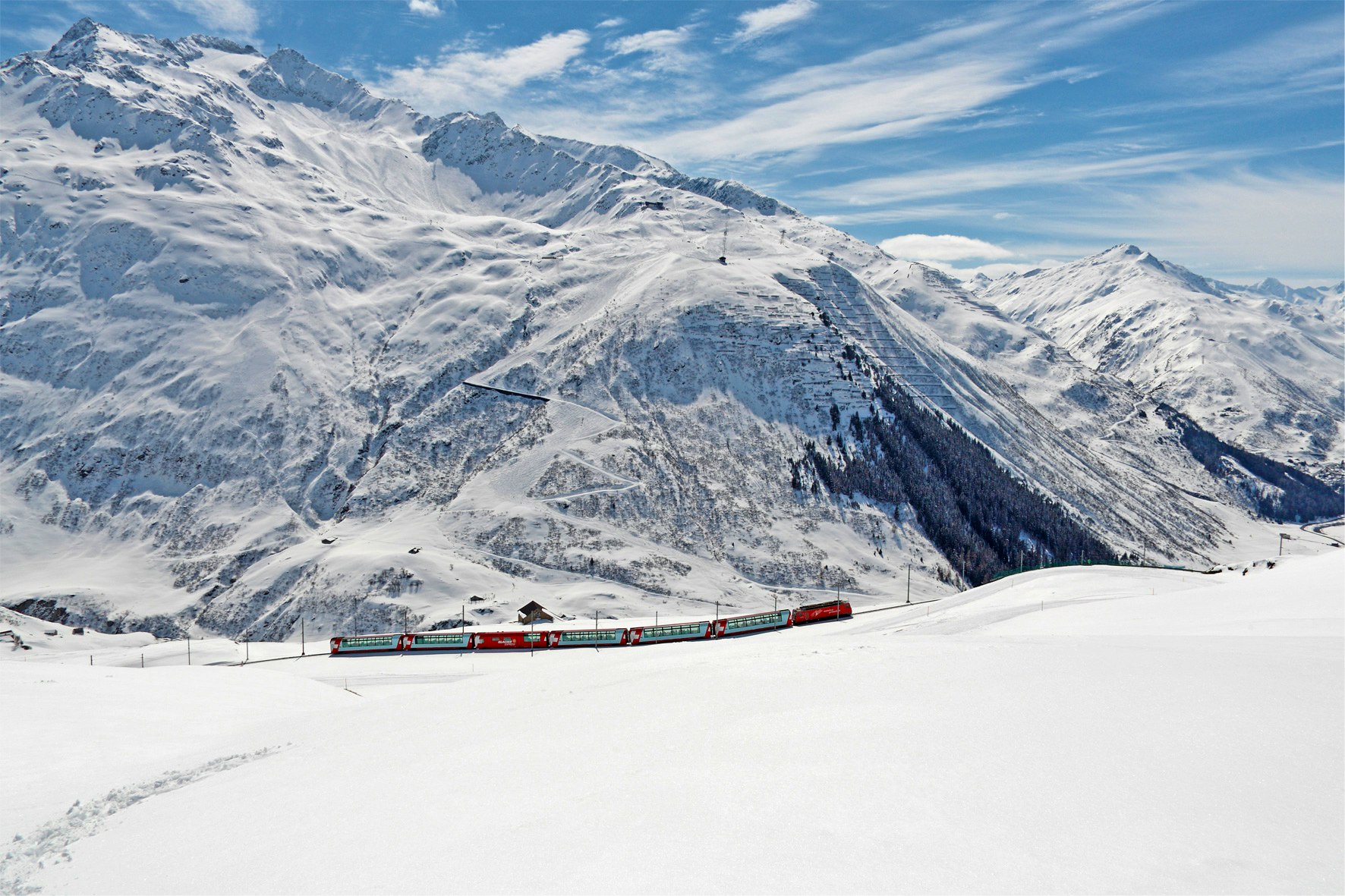 Glacier Express short trip with overnight stay in Zermatt